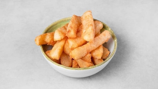 Regular Peri Yuca Fries.