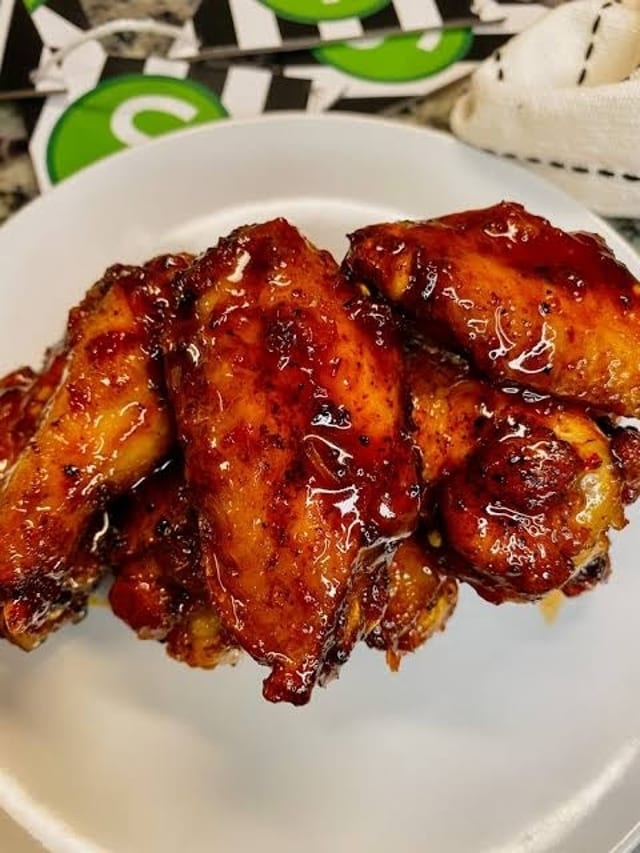 6 Sweet-Chili Fried Wings.