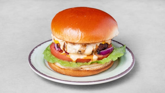 Classic Beef Burger.